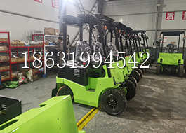 钢城区电动叉车3吨电动叉车2吨小型搬运车液压地牛电动地牛那里有电动地牛
